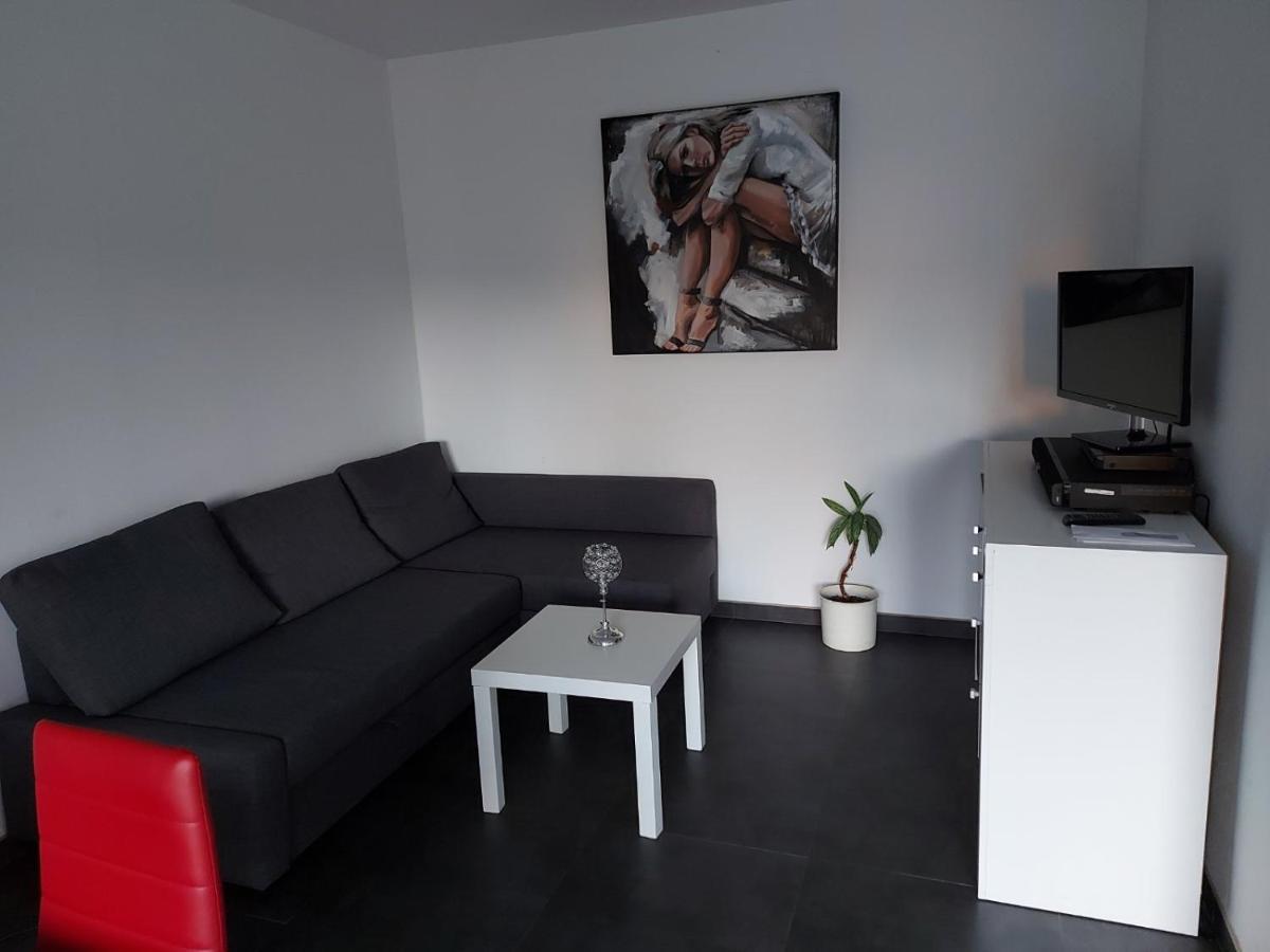 Lovely 2 Bedrooms Of Totally 30 M2 With Private Balcony Vichten Eksteriør billede